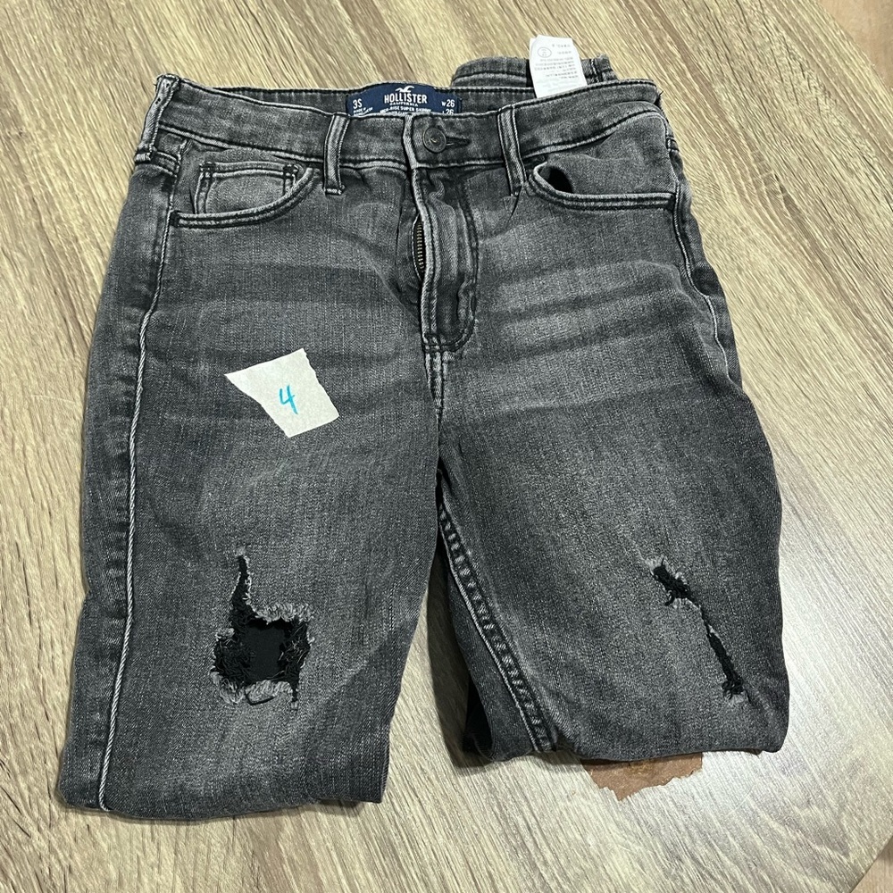 Stylish Blue Distressed Women Jeans